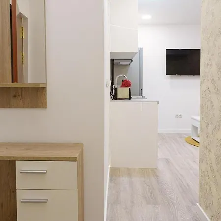 Leo Alojamiento Apartment